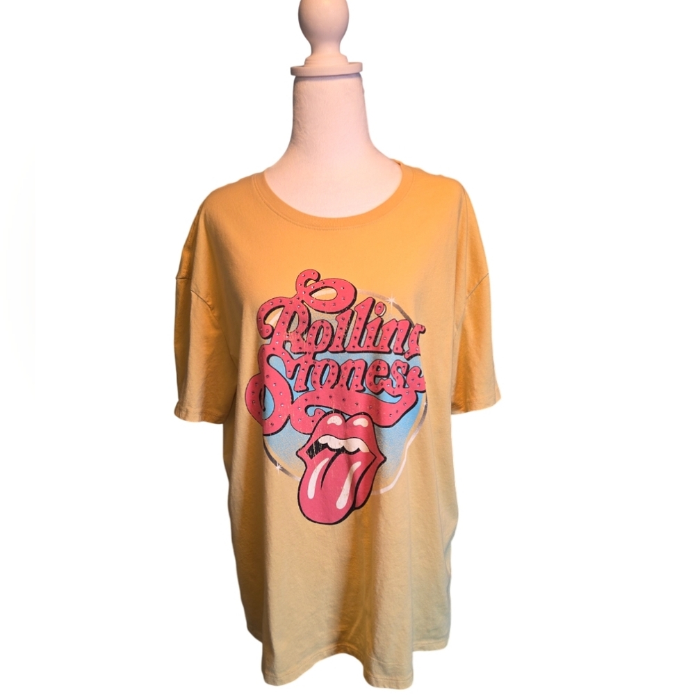 Time and Tru Yellow Graphic Tee